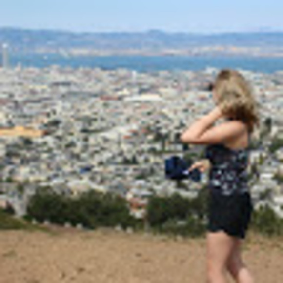 Meet your Posher, Sandrine hotte - Picture 1 of 1